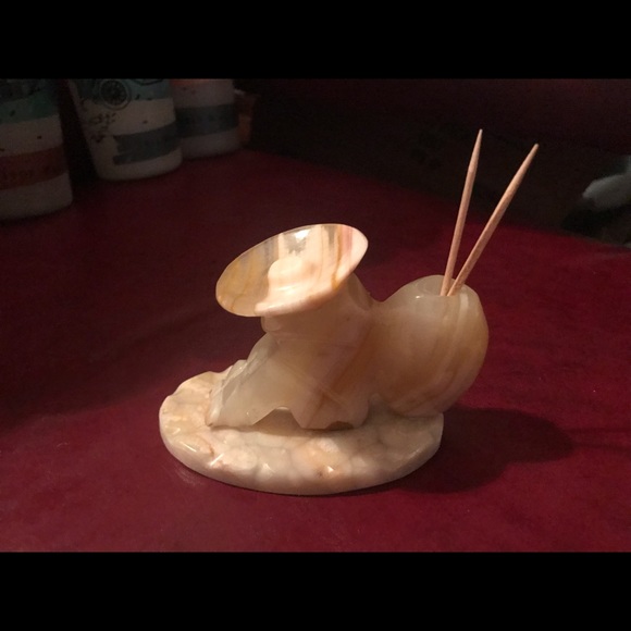 Onyx marbled stone hand carved sleeping man - Picture 6 of 6